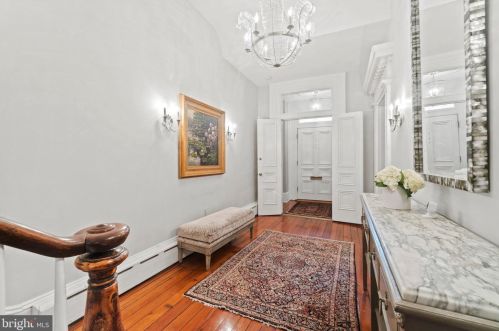 3026 P St, Washington, DC 20020-3627