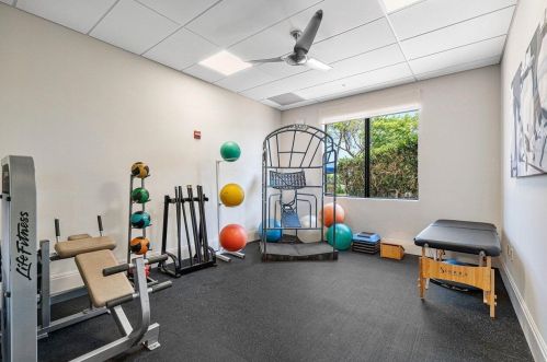 6737 Watertown Dr, Boynton Beach FL 33437-3938 exterior