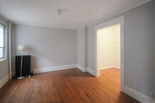 859 Orchard St, Peekskill NY  10566-2156 exterior