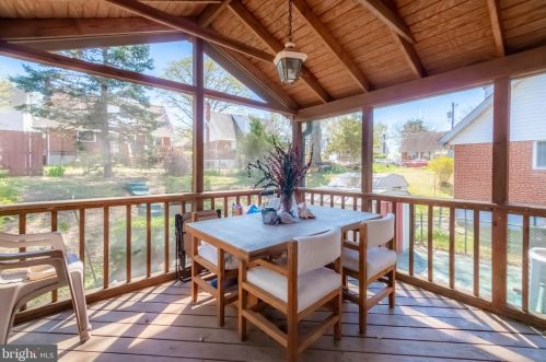 109 Gladden St, Alexandria, VA 22304-2401