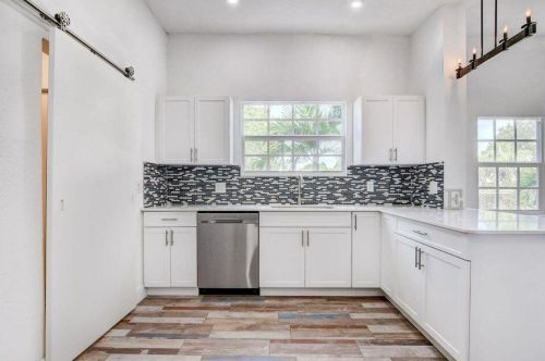 331 1 Ave, Boynton Beach FL 33435-4006 exterior