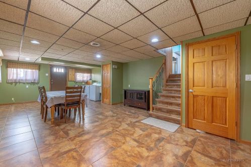 4826 Long Ave, Chicago IL 60641-3220 exterior