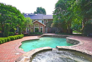 4634 Binfords Ridge Rd, Charlotte, NC 28226-4006