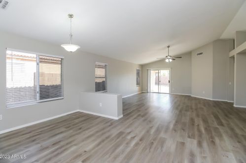 1869 Oakland St, Chandler AZ  85225-8212 exterior