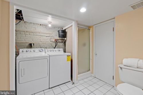 716 13th St, Washington DC  20002-4463 exterior