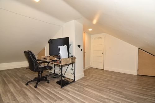 445 75th St, Milwaukee WI  53213-3521 exterior