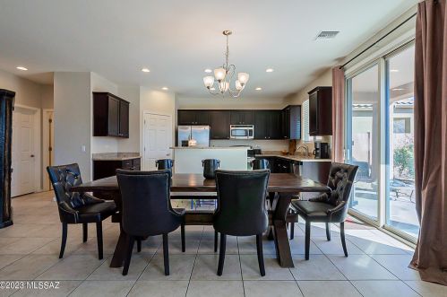 7300 Heartwood Dr, Tucson AZ  85756-6109 exterior