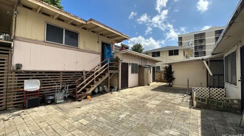 1525 Piikoi St, Honolulu HI 96822-4079 exterior