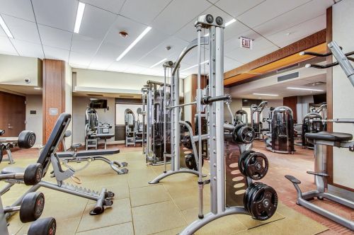 400 Randolph St, Chicago IL  60601-7313 exterior