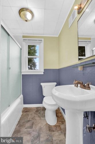 1358 Orch St, Lancaster PA 17601-4038 exterior