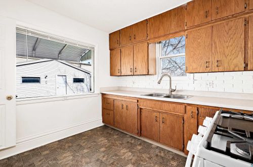 222 56 Ave, Duluth MN 55807-2308 exterior