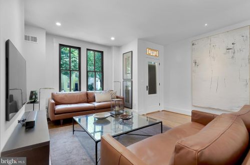 418 5th St, Washington DC  20003-2051 exterior