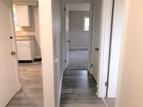 1423 Orchardview Dr, Pittsburgh PA 15220-2023 exterior