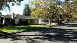 1702 California Ave, Turlock, CA 95380-3517