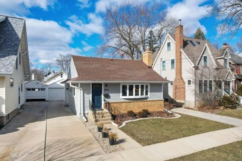 1858 Rutledge St, Madison WI  53704-5543 exterior