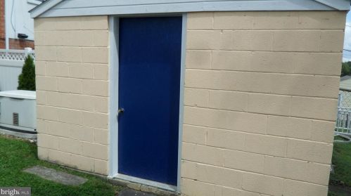 829 Decatur St, Washington DC  20017-3918 exterior