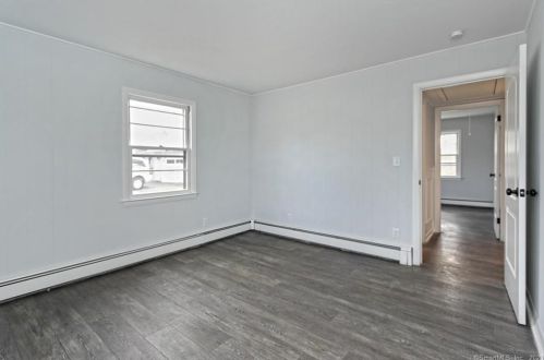 46 Cooper Ave, Wallingford CT  06492-3956 exterior