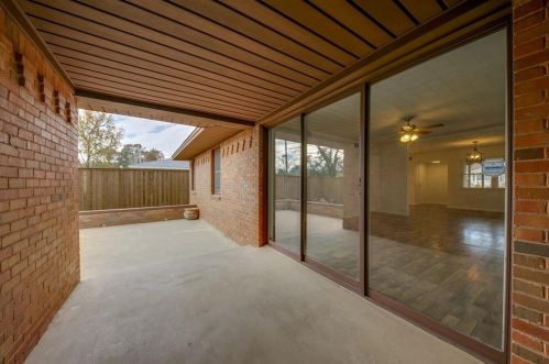 9930 Cloister Dr, Dallas TX 75228-3617 exterior