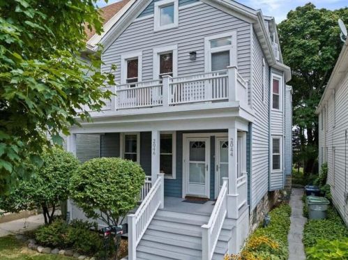 2044 Booth St, Milwaukee WI 53212-3406 exterior