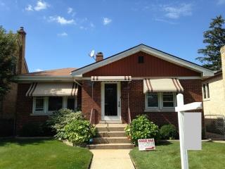 5618 Overhill Ave, Chicago IL  60631-3311 exterior