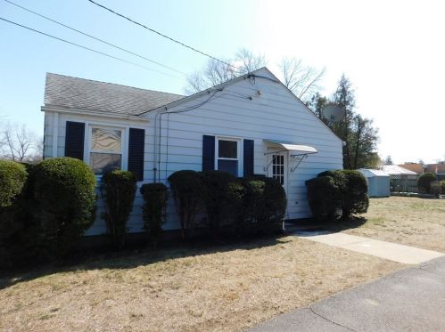 41 Fitzgerald Rd, Springfield, MA 01104-1601