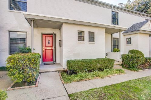 4906 Hall St, Dallas TX  75235-8812 exterior