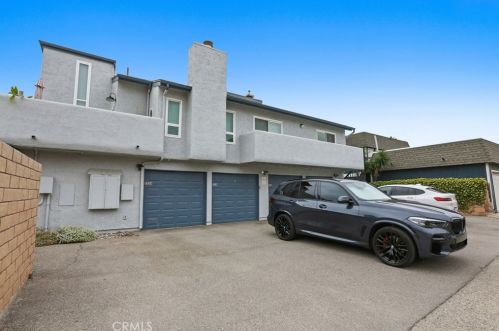 5524 Driftwood St, Oxnard CA  93035-1039 exterior