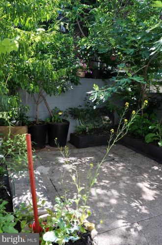 1543 28th St, Philadelphia PA  19121-3618 exterior