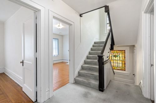 1675 Beechwood Blvd, Pittsburgh PA 15217-1713 exterior