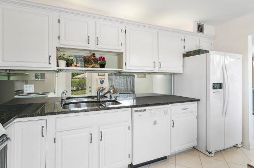 4650 Kittiwake Ct, Boynton Beach FL 33436-5211 exterior