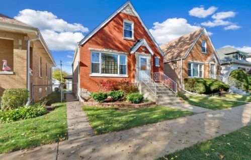 2224 75th Ct, Chicago, IL 60707-3013