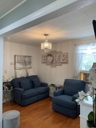 138 High St, Woonsocket RI 02895-4333 exterior