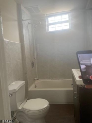 190 Hamilton Ave, Paterson NJ  07501-1577 exterior