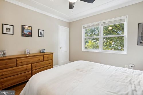 625 Alfred St, Alexandria VA  22314-1822 exterior