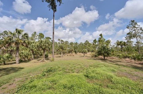 3841 10 Ave, Naples FL 34117-4979 exterior