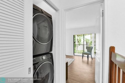 1330 13 St, Boca Raton FL 33486-5323 exterior