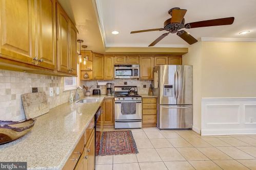 432 Ave, Media PA 19063-4015 exterior