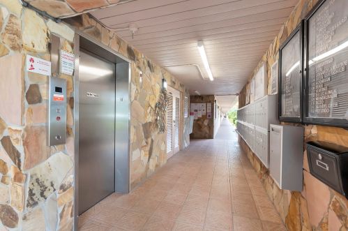 2515 2nd Ct, Boynton Beach FL 33435-2133 exterior