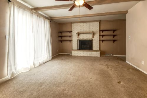 304 Robin Hl Dr, Joliet IL 60404-9676 exterior