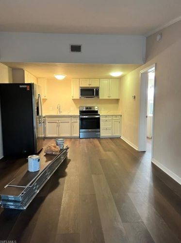 5214 Treetops Dr, Naples FL 34113-8559 exterior