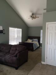 2050 Ruckle St, Indianapolis IN  46202-1753 exterior