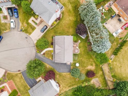 526 Leland Dr, Pittsburgh PA 15236-2758 exterior