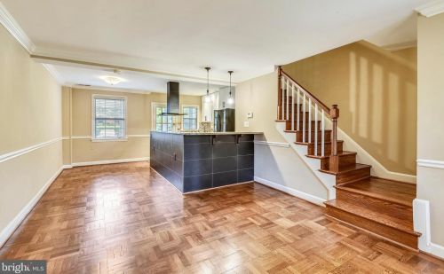 6502 10th St, Alexandria VA  22307-6501 exterior