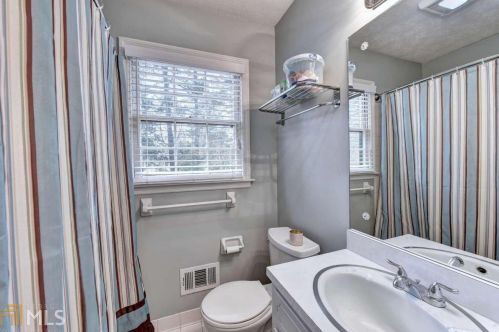 3241 Bunten Rd, Duluth GA 30096-3642 exterior