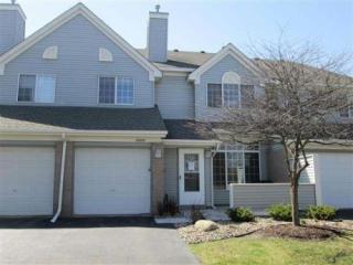 2800 Autumnwood Ln, Hopkins, MN 55305-3487