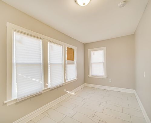 8920 Emerald Ave, Chicago IL  60620-2634 exterior