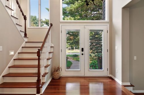 8932 Hunters Trl, Saint Paul MN  55125-9182 exterior