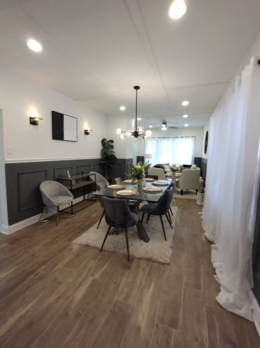 10448 Indiana Ave, Chicago IL  60628-2851 exterior