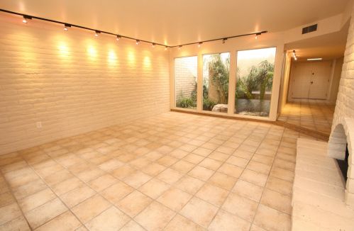 5617 Camino De La Noche, Tucson AZ  85718-4401 exterior