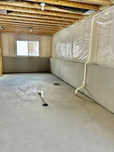 1271 Spring St, Meskegon MI 49442-3515 exterior